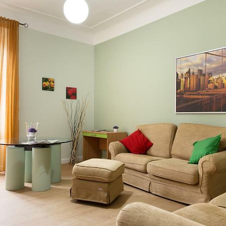 Beautiful Apartment In San Giovanni Close To Colosseo Roma Eksteriør bilde