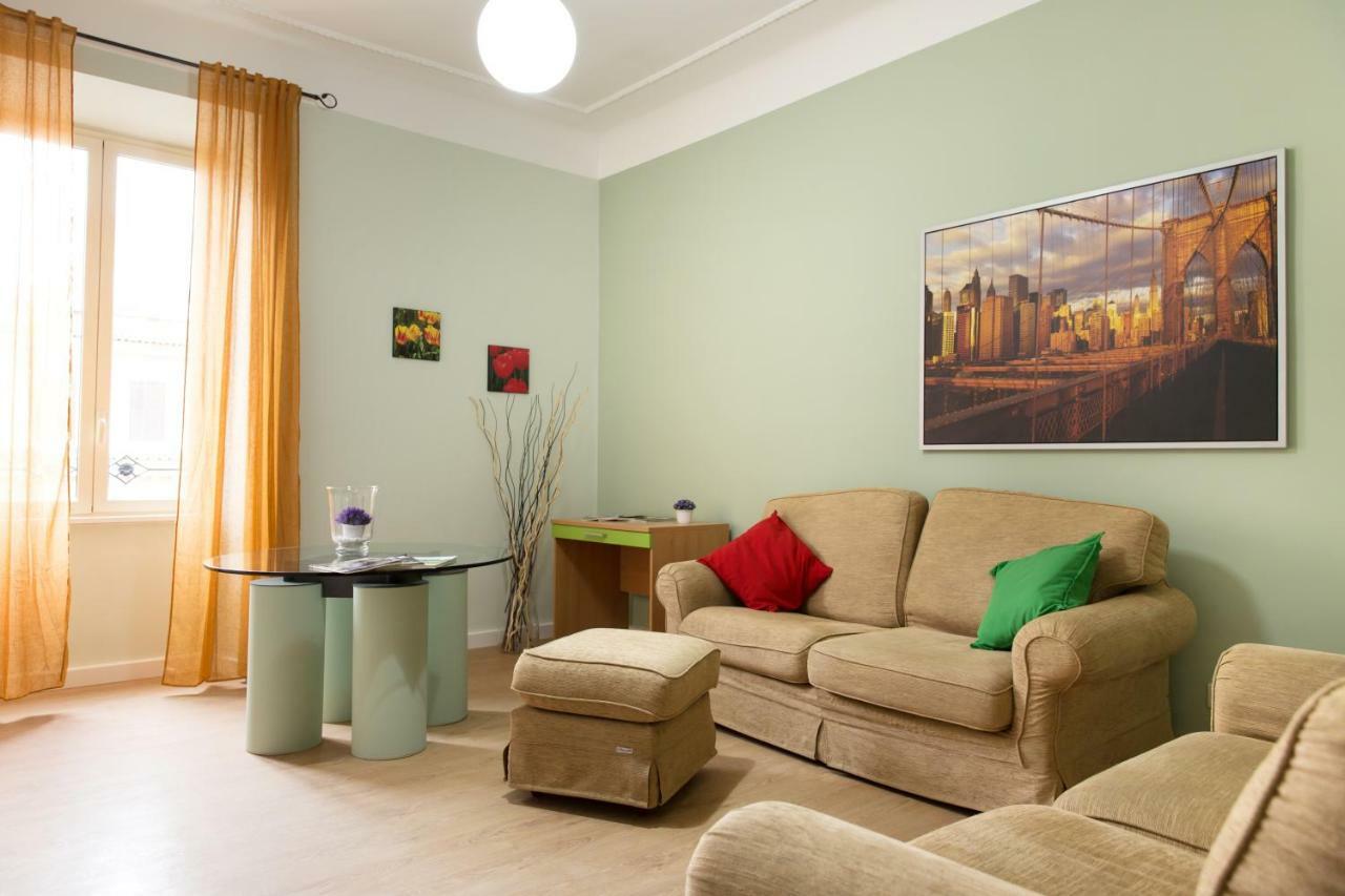 Beautiful Apartment In San Giovanni Close To Colosseo Roma Eksteriør bilde
