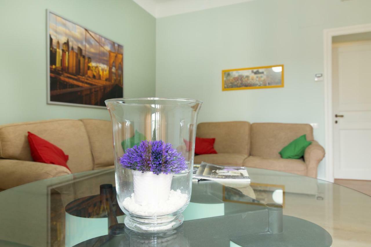 Beautiful Apartment In San Giovanni Close To Colosseo Roma Eksteriør bilde